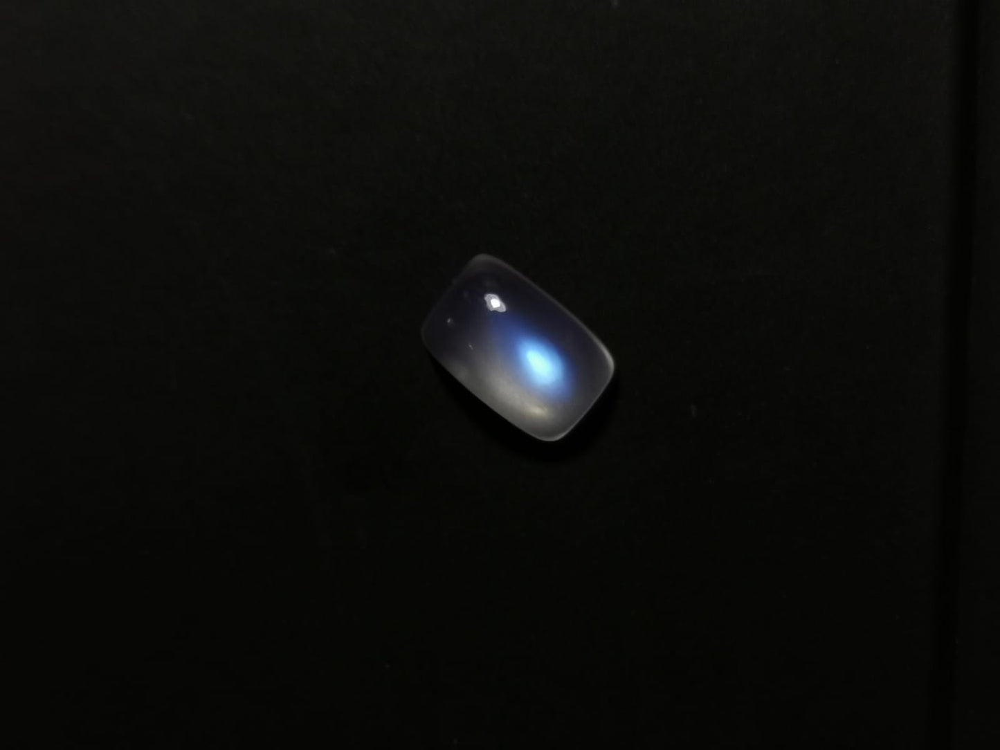 Adularia Pietra di Luna taglio rettangolare cabochon 2,82 ct