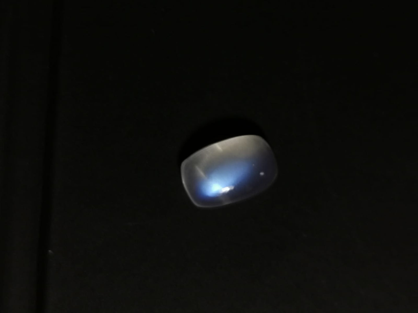 Adularia Pietra di Luna taglio rettangolare cabochon 4,88 ct