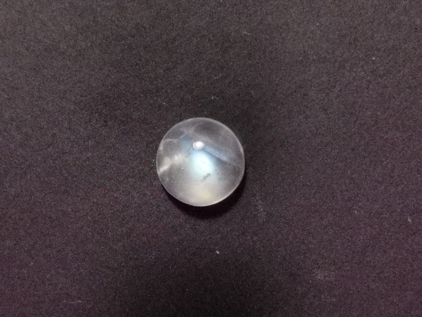 Adularia Pietra di Luna taglio rotondo cabochon 3,24 ct