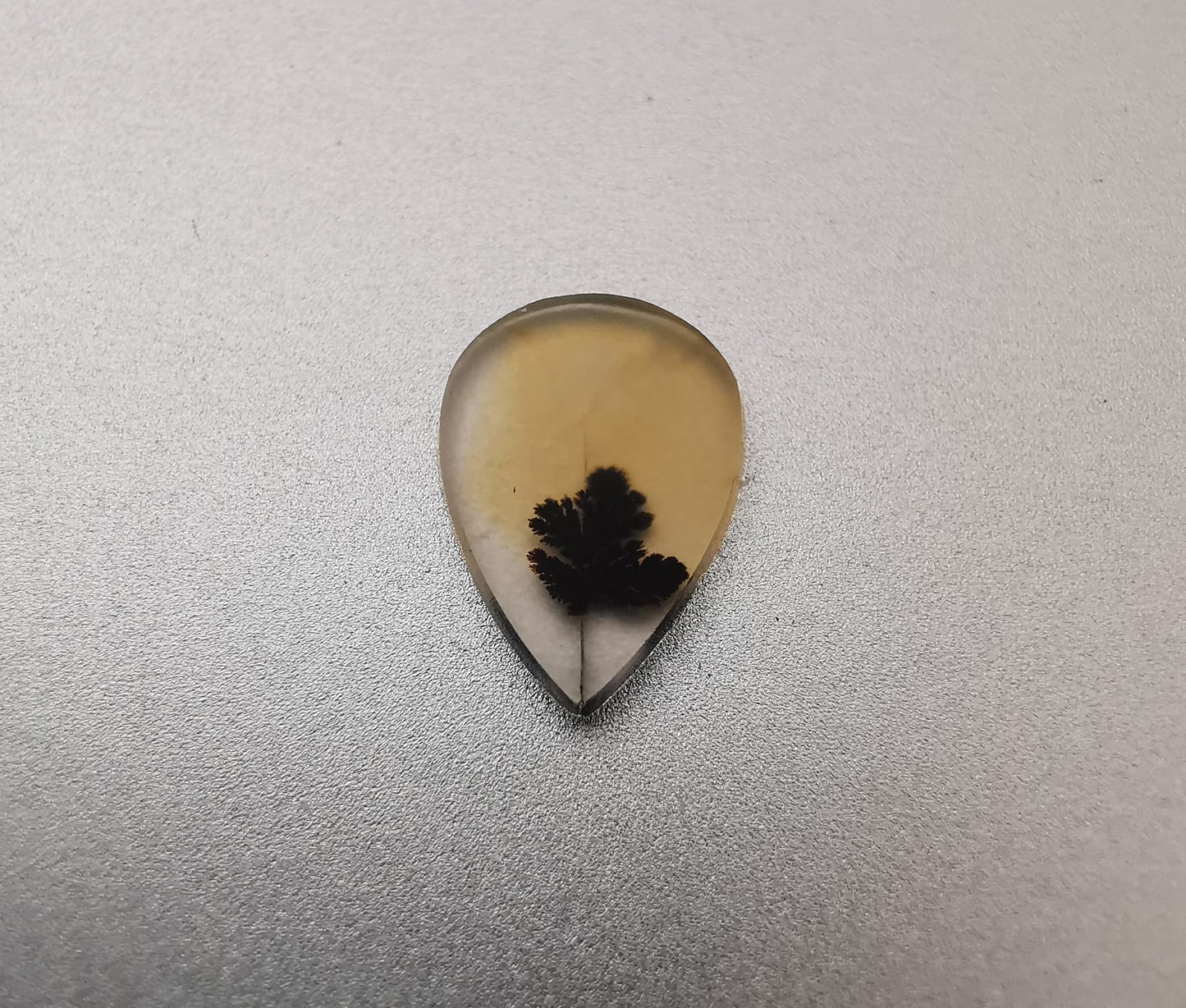 Agata Dendritica taglio goccia piatto 0,73 ct