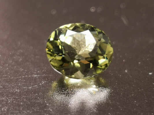 Tormalina taglio ovale 0,90 ct