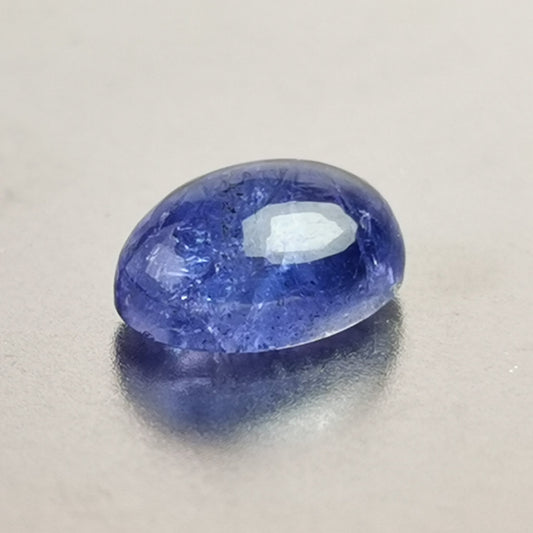 Tanzanite taglio ovale cabochon 3,99 ct