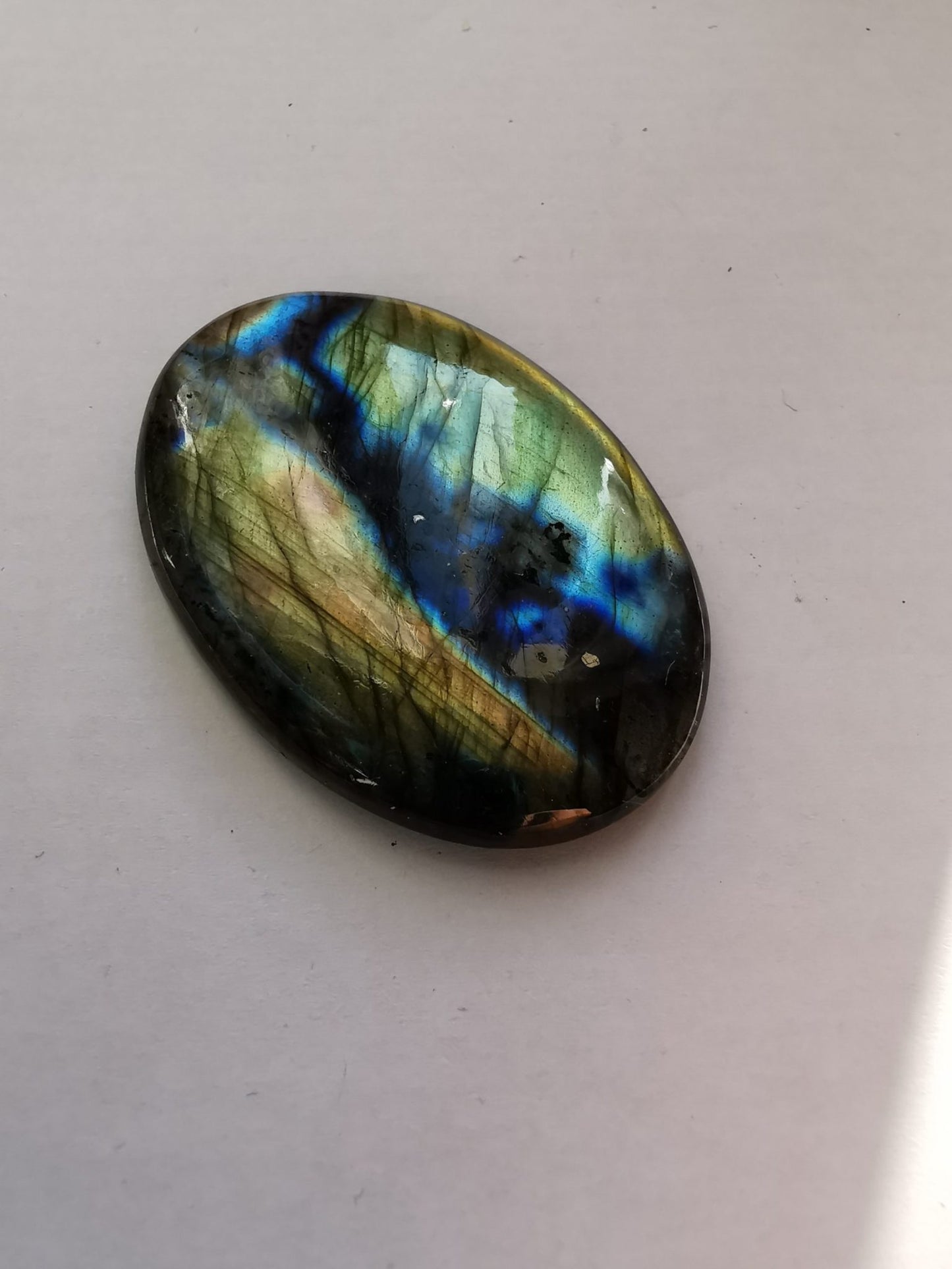 Labradorite taglio ovale cabochon 163,40 ct