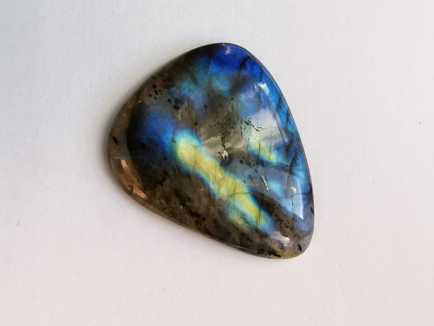 Labradorite taglio goccia cabochon 48,25 ct