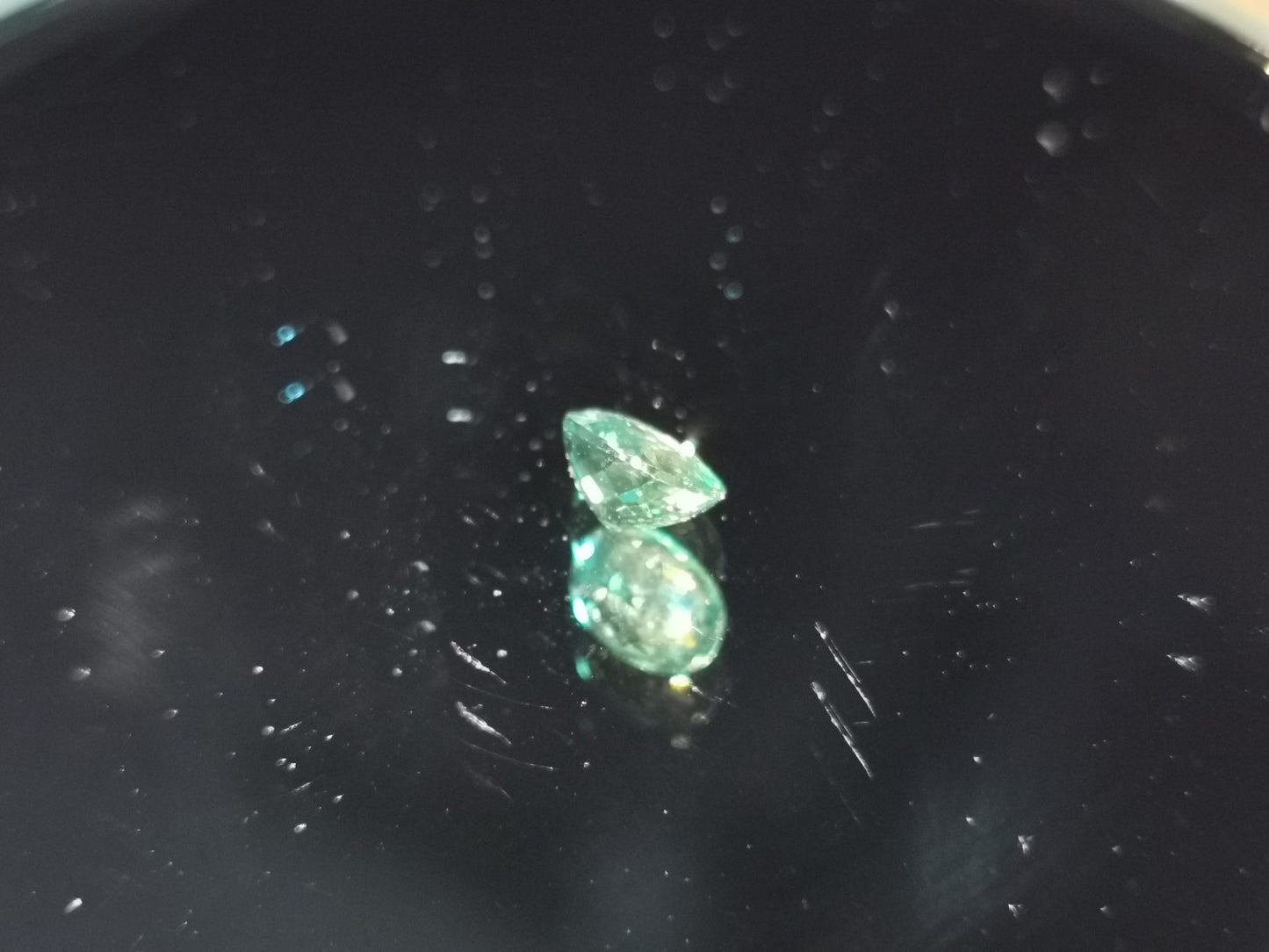 Apatite taglio ovale 0,67 ct