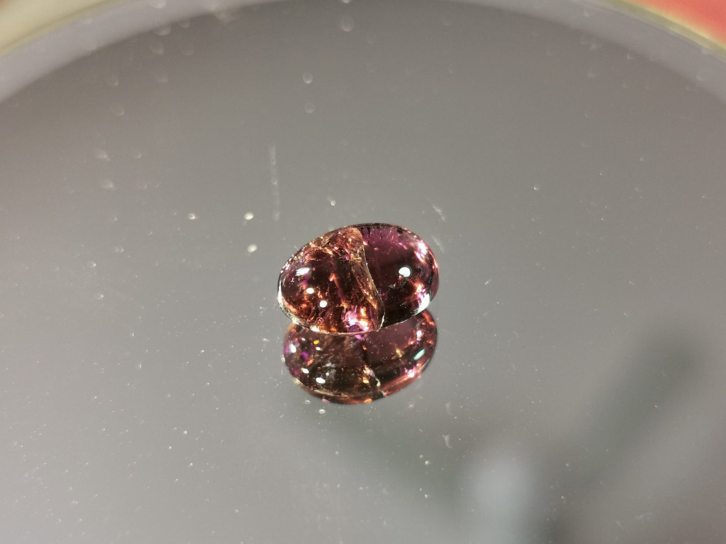 Tormalina taglio ovale cabochon 3,04 ct