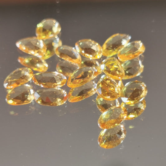 Lotto di 13 Zaffiri arancio taglio rosetta forma fancy 4,90 ct totali