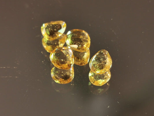 Lotto di 4 Zaffiri arancio taglio rosetta forma fancy 1,45 ct totali