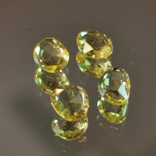 Lotto di 4 Zaffiri giallo taglio rosetta forma fancy 1,79 ct totali