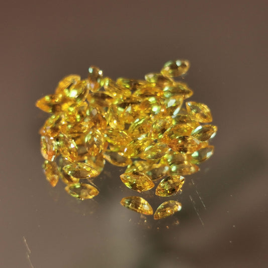 Lotto di 36 Zaffiri giallo taglio marquise 4,12 ct totali