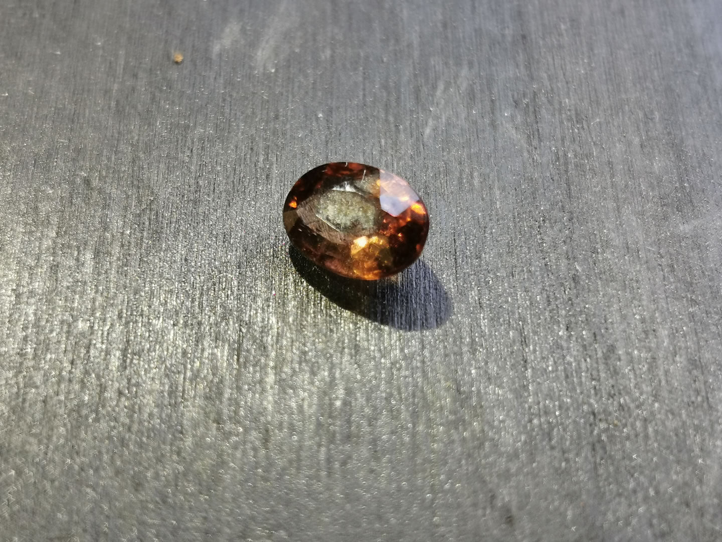 Tormalina taglio ovale 1,71 ct