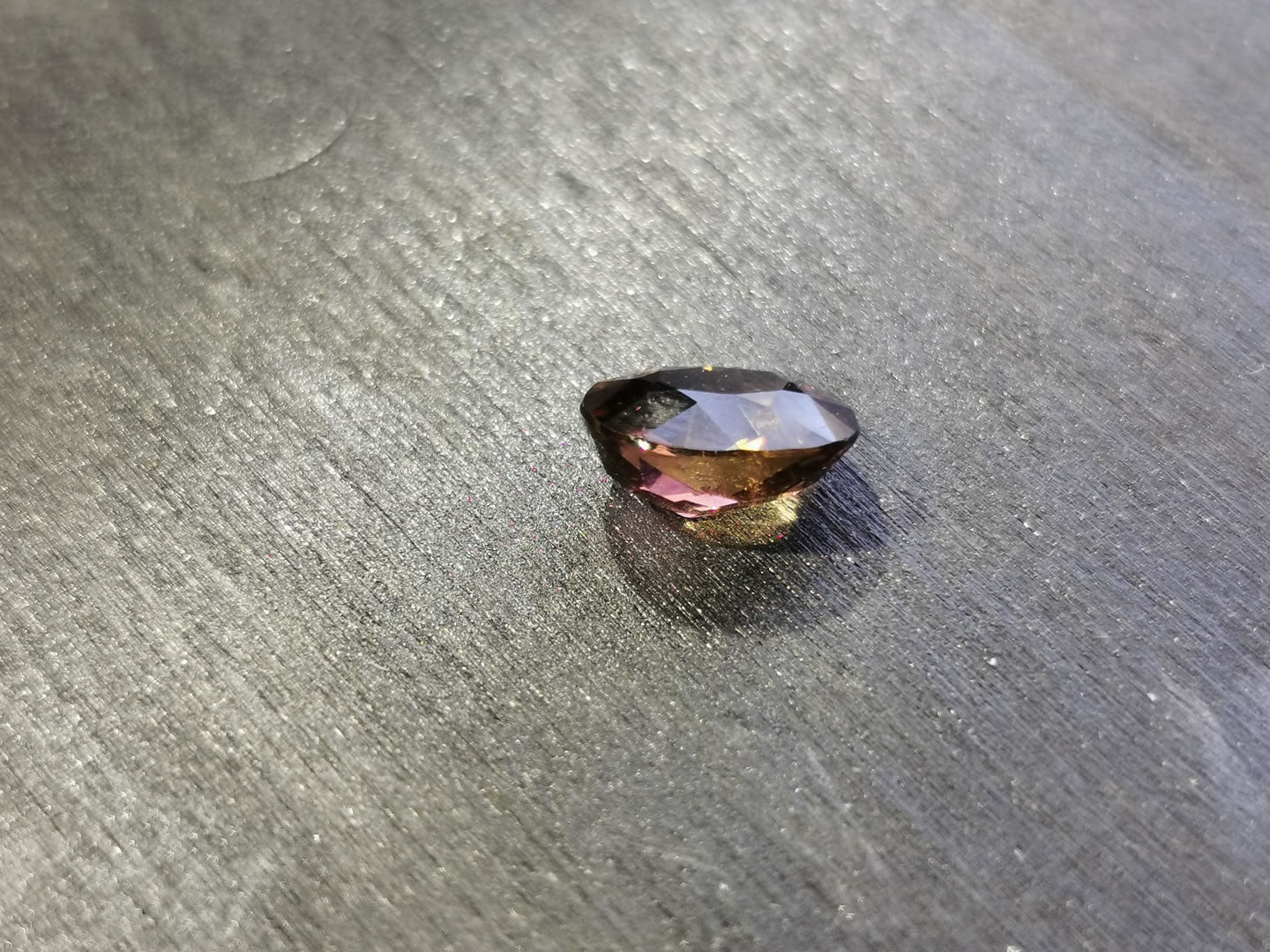 Tormalina taglio ovale 1,71 ct