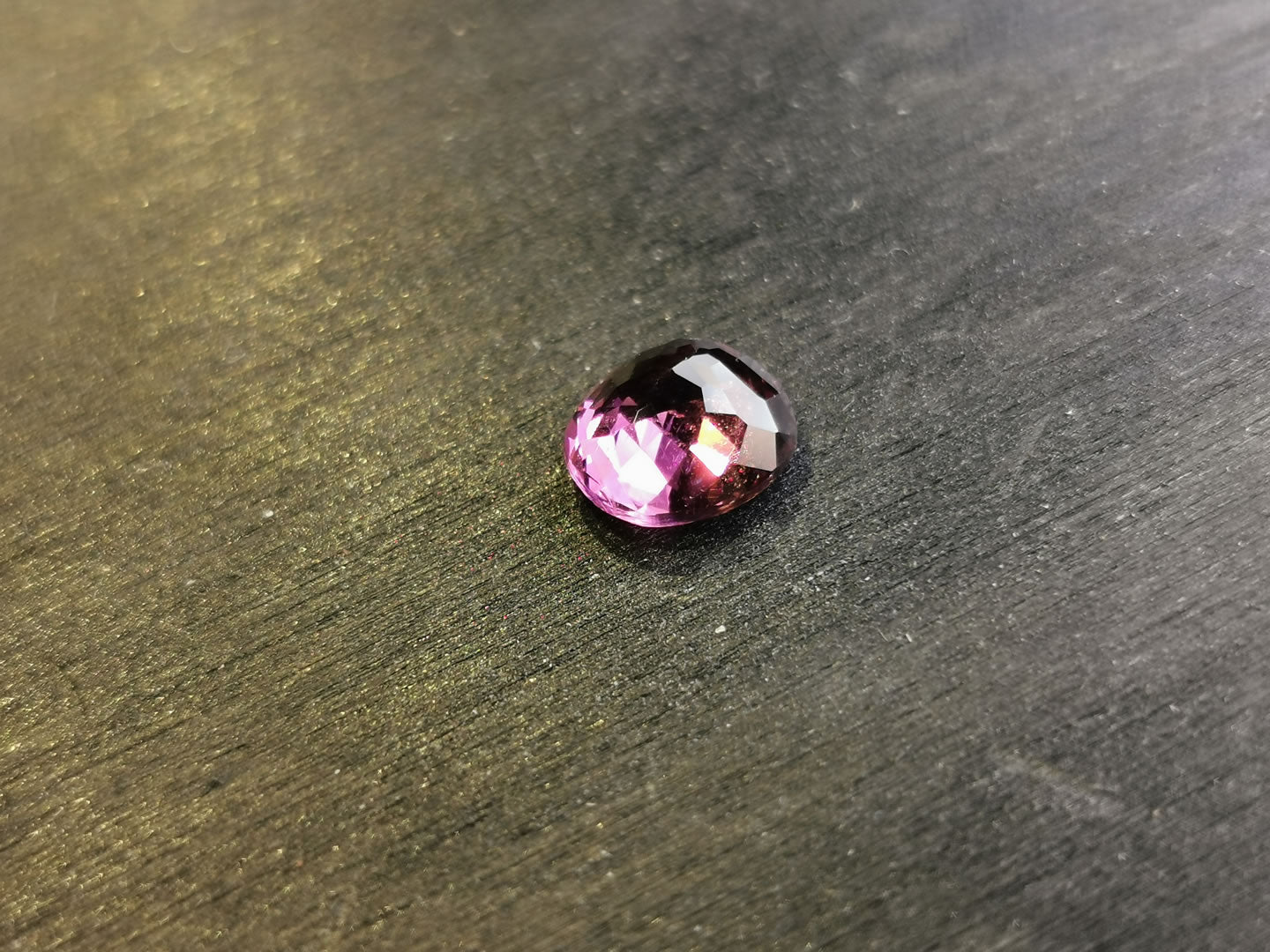 Granato Rodolite taglio ovale 1,17 ct