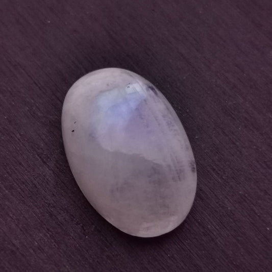 Labradorite varietà rainbow moonstone taglio ovale cabochon 14,92 ct