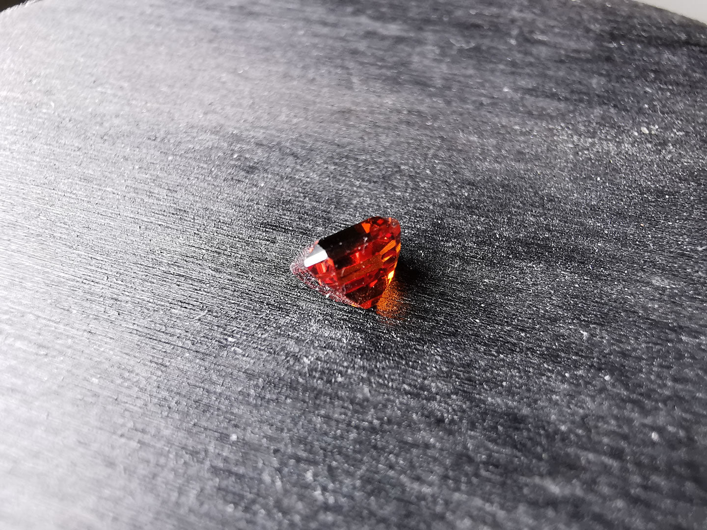 Granato Spessartina taglio ottagonale step cut 0,96 ct