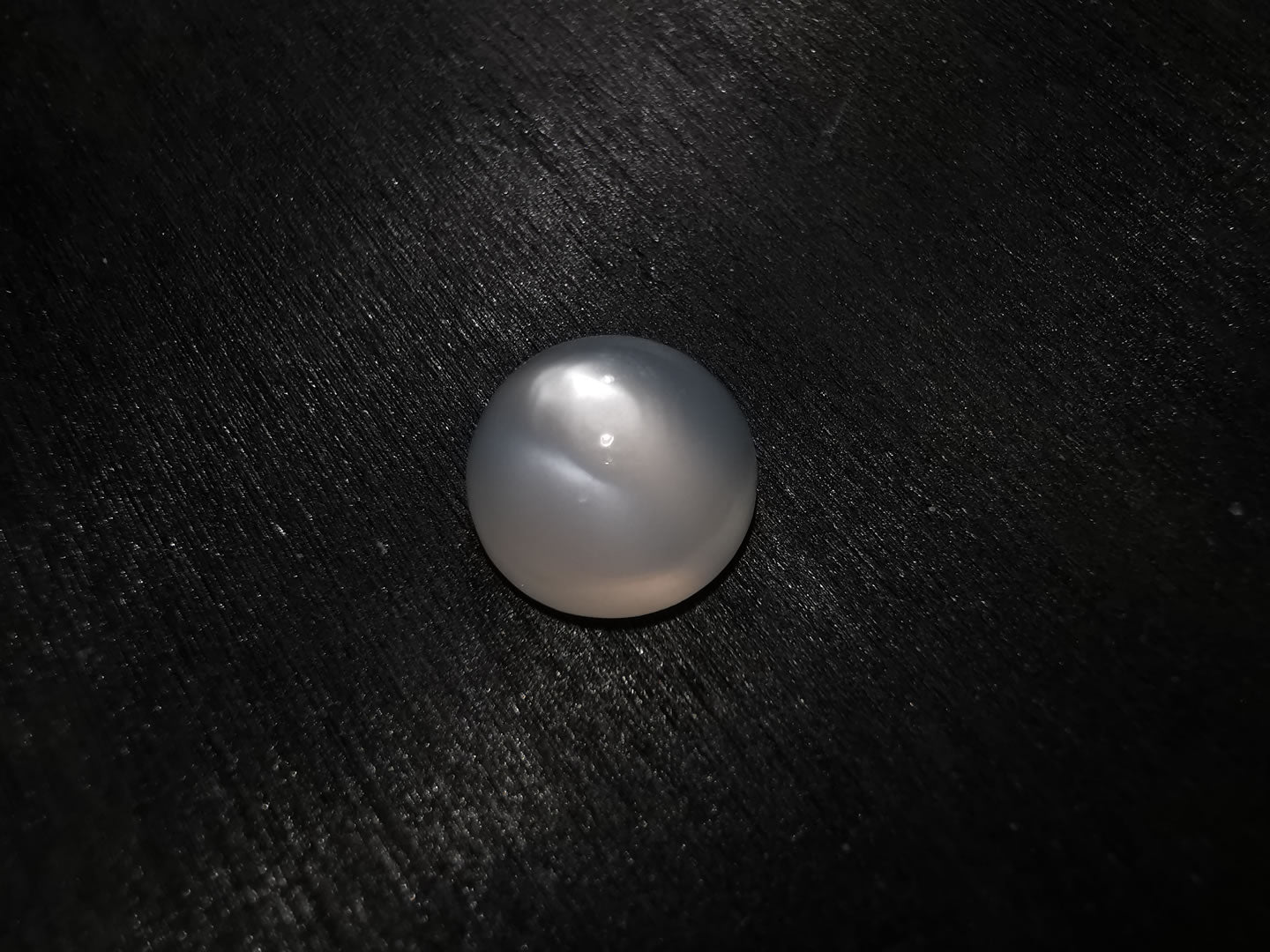 Adularia Pietra di Luna taglio rotondo cabochon 2,89 ct