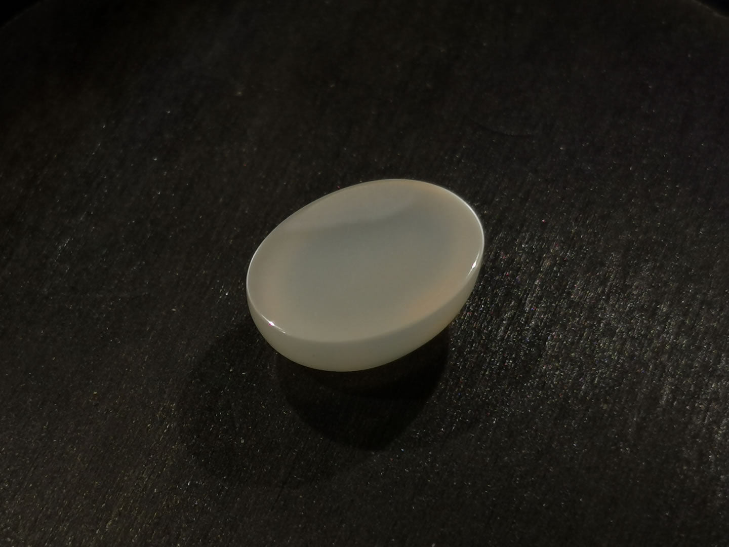 Adularia Pietra di Luna taglio ovale cabochon 9,70 ct