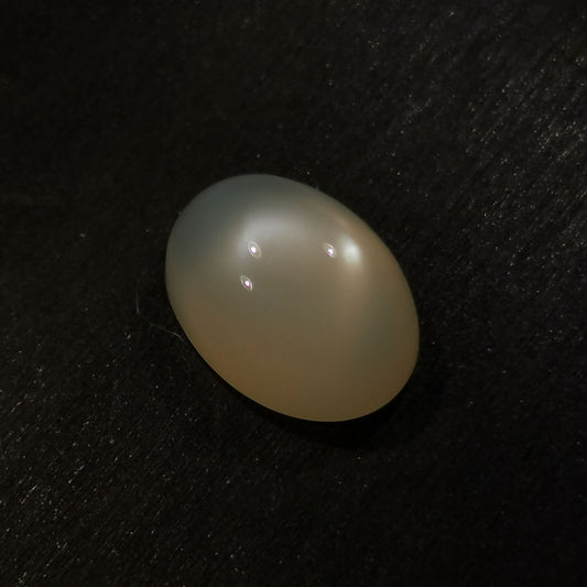 Adularia Pietra di Luna taglio ovale cabochon 6,15 ct