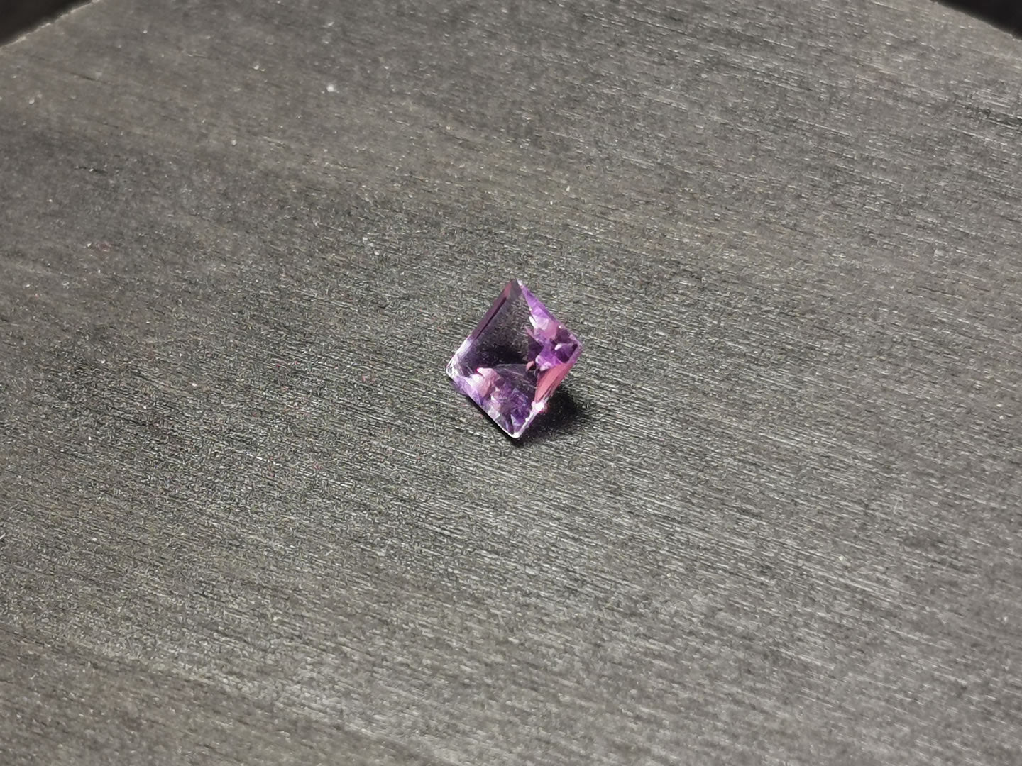 Ametista taglio carrè 0,92 ct