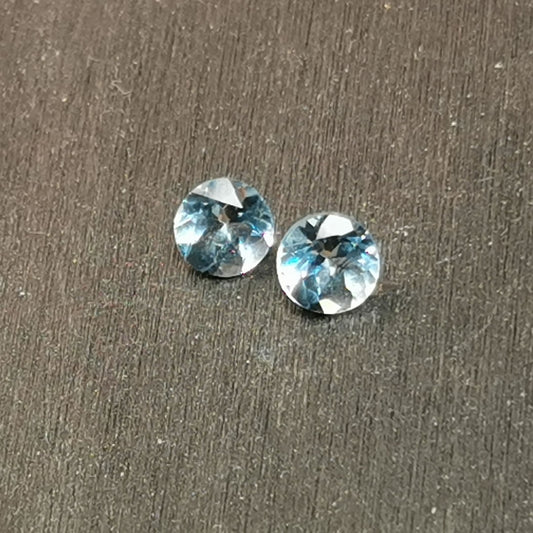 Coppia di Acquamarine taglio rotondo 0,79 ct totali