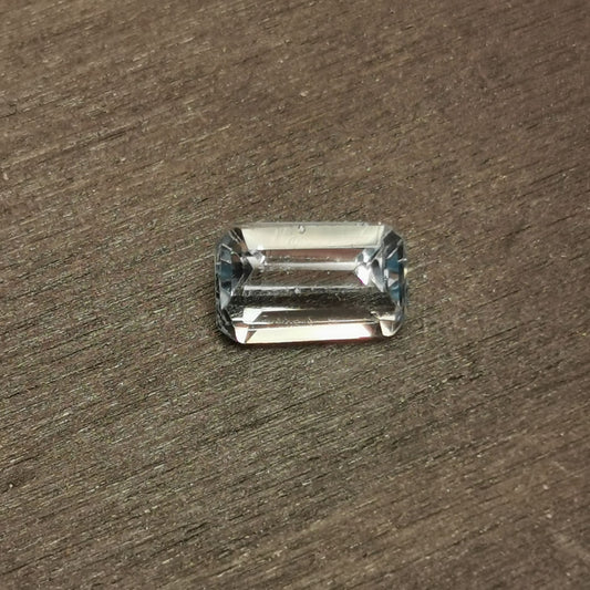 Topazio sky taglio rettangolare 1,64 ct